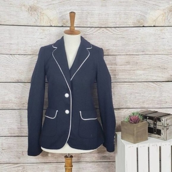 Banana Republic Jackets & Blazers - Banana Republic Navy Blazer White Piping, size 4